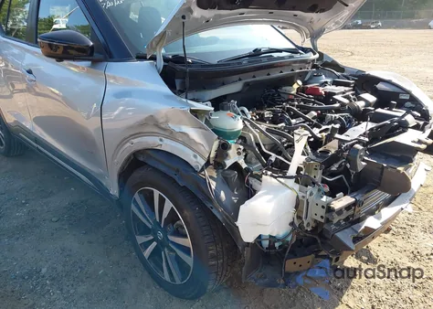 2019 Nissan Kicks Sr из США, поврежденный, VIN 3N1CP5CU9KL482660